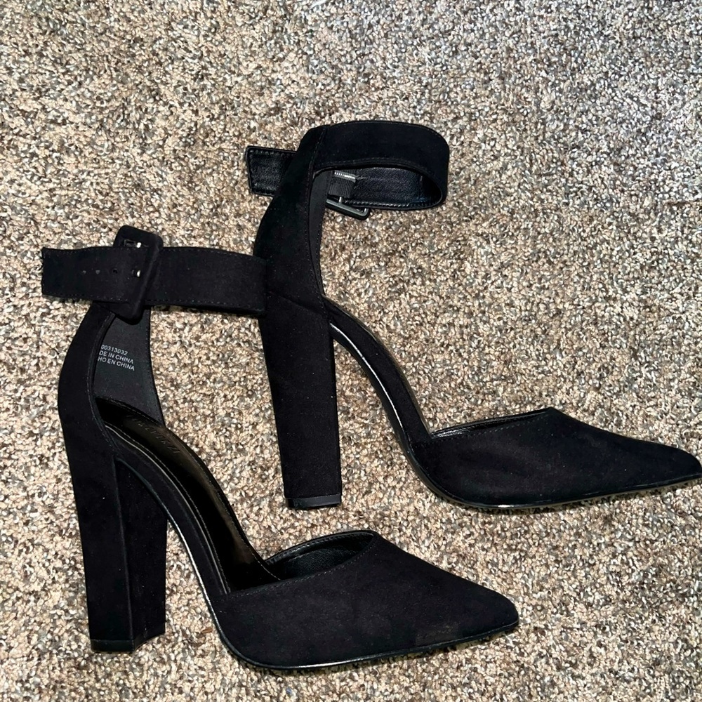 Closed Toe Heels